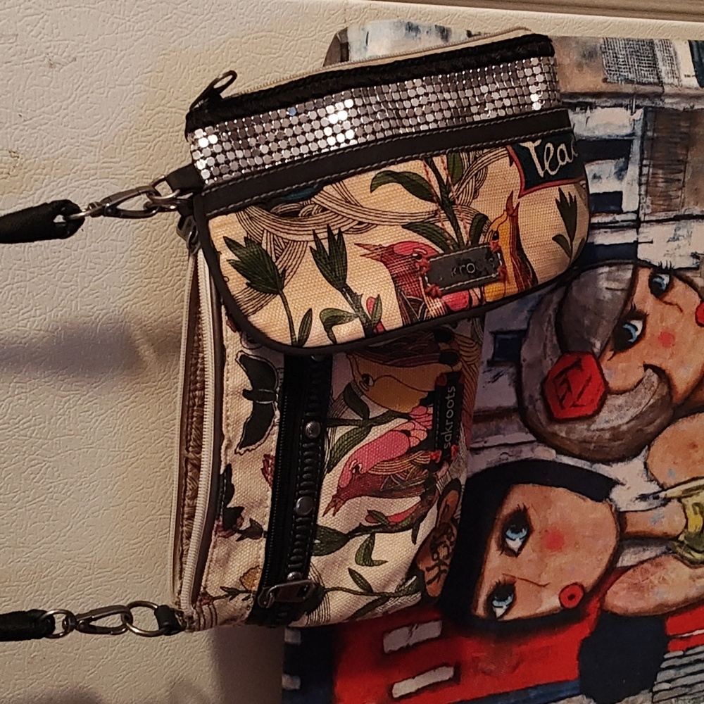 Sakroots mini purse w/ Sakroots wristlet